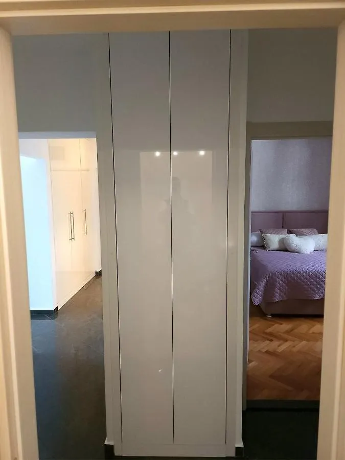 Luxury Apartment Aurora - Cod 0409 Οπατία